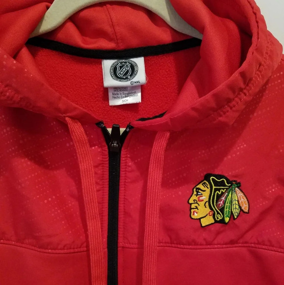 NHL RED HOODIE BLACK HAWKS SIZE S WOMEN'S - Picture 2 of 8